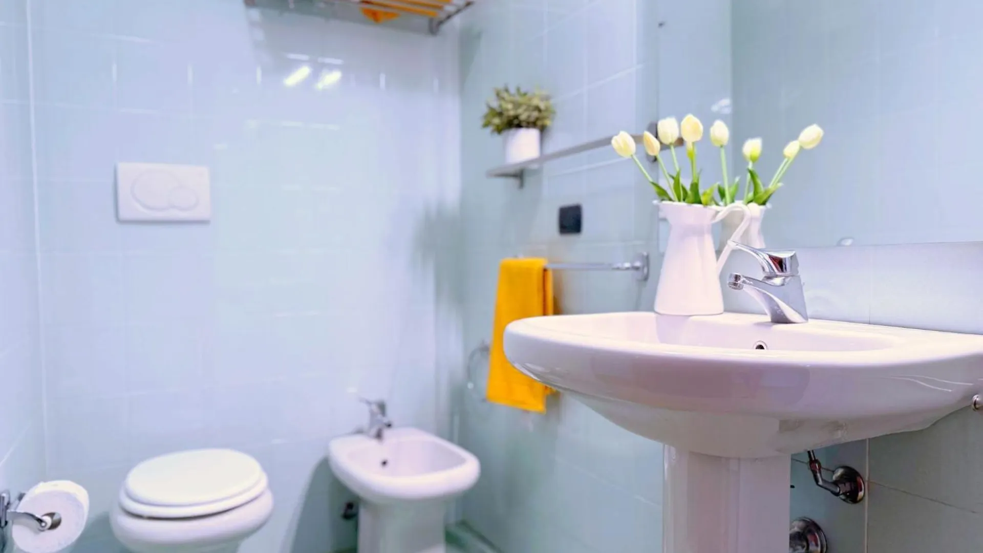 Daire Bigiogera Home - 20 Mins From Duomo Milano İtalya