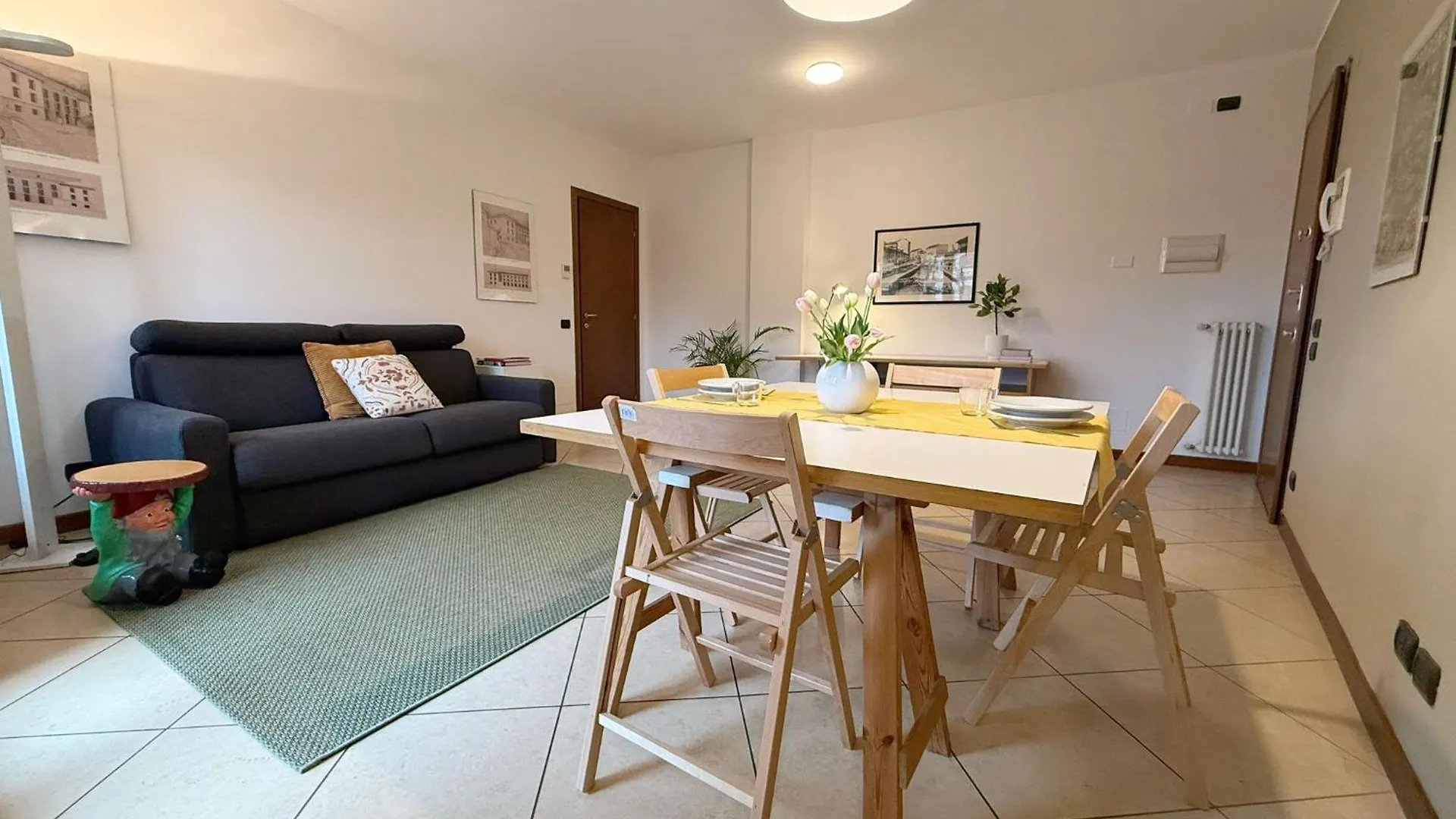 Daire Bigiogera Home - 20 Mins From Duomo Milano